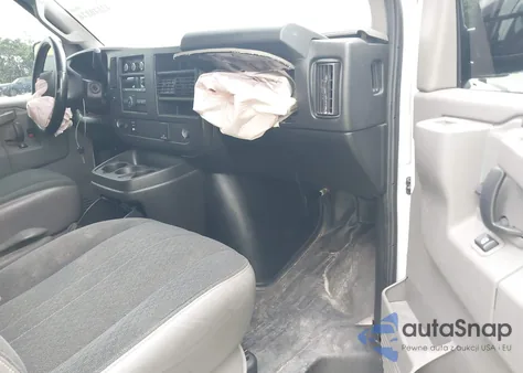 2021 Chevrolet Express Cargo Rwd 2500 Regular Wheelbase Wt из США, поврежденный, VIN 1GCWGAFP2M1204749